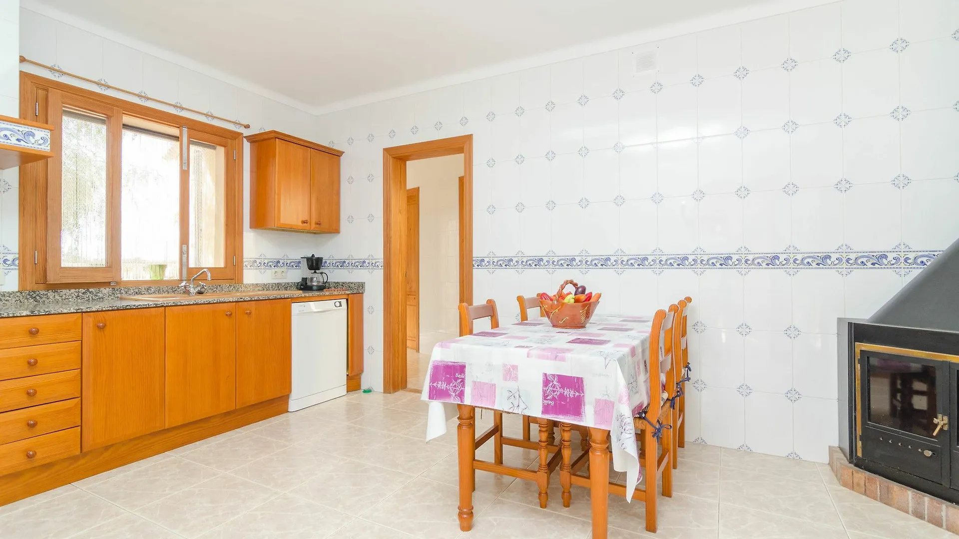 Torre Marina Villa Ses Covetes 0*,  Spain